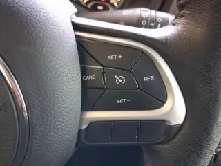 Jeep Renegade 2019 4x4 Latitude 4dr SUV
