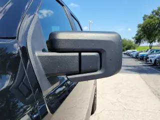 Ford F-150 2023 4x2 XL 4dr SuperCrew 5.5 ft. SB