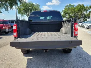 Ford F-150 2023 4x2 XL 4dr SuperCrew 5.5 ft. SB