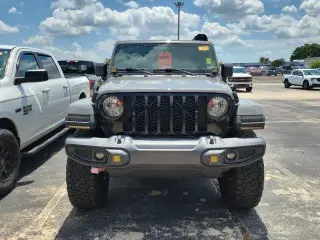 Jeep Gladiator 2021 4x4 Sport 4dr Crew Cab 5.0 ft. SB