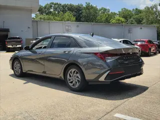Hyundai ELANTRA Hybrid 2025 Blue 4dr Sedan