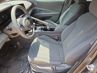 Hyundai ELANTRA Hybrid 2025 Blue 4dr Sedan