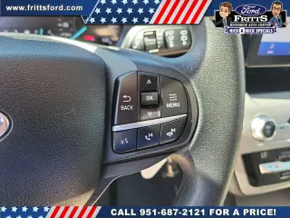 Ford Explorer 2021 AWD Base 4dr SUV