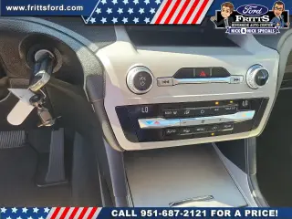 Ford Explorer 2021 AWD Base 4dr SUV