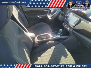 Nissan Kicks 2023 SV 4dr Crossover