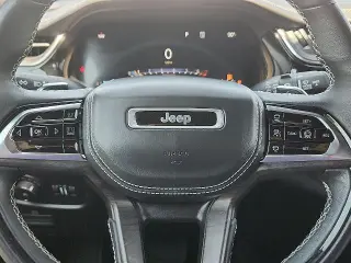 Jeep Grand Cherokee L 2023 4x4 Overland 4dr SUV