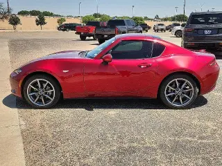 Mazda MX-5 Miata RF 2023 Grand Touring 2dr Convertible 6M