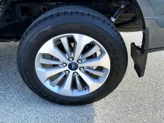 Ford F-150 2018 4x4 XLT 4dr SuperCrew 5.5 ft. SB