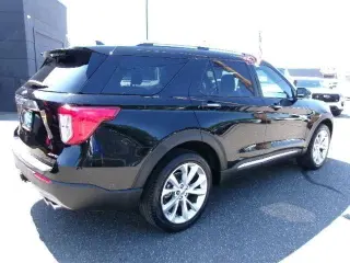 Ford Explorer 2022 AWD Platinum 4dr SUV
