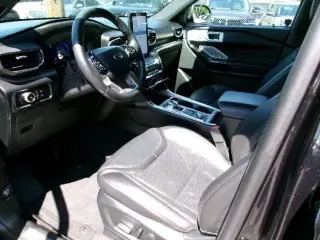 Ford Explorer 2022 AWD Platinum 4dr SUV