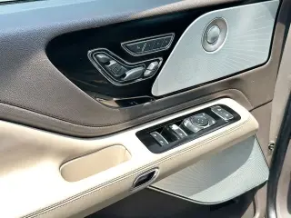 Lincoln Aviator 2020 AWD Reserve 4dr SUV