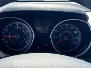 Hyundai ELANTRA 2016 SE 4dr Sedan 6M