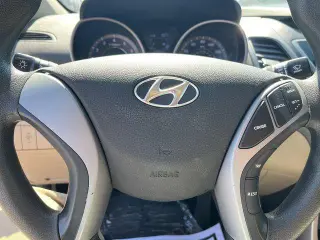 Hyundai ELANTRA 2016 SE 4dr Sedan 6M