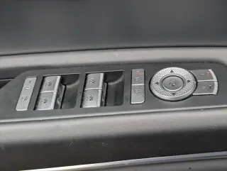 Genesis GV80 2025 AWD 2.5T Standard 4dr SUV