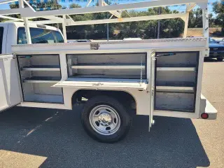 Ford F-350 Super Duty 2016 4x2 Lariat 4dr SuperCab 162 in. WB SRW Chassis