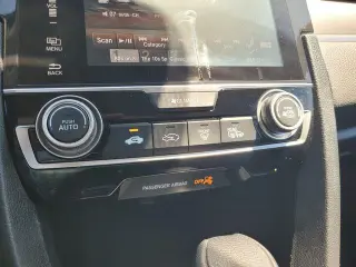 Honda Civic 2017 EX 4dr Sedan w/Honda Sensing