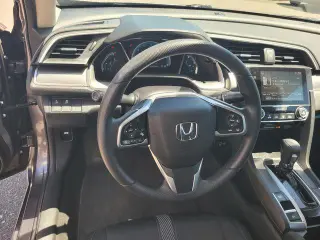 Honda Civic 2017 EX 4dr Sedan w/Honda Sensing
