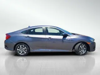 Honda Civic 2017 EX 4dr Sedan w/Honda Sensing