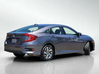 Honda Civic 2017 EX 4dr Sedan w/Honda Sensing