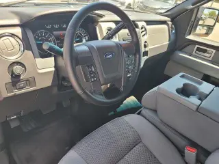 Ford F-150 2011 4x2 XL 4dr SuperCrew Styleside 5.5 ft. SB
