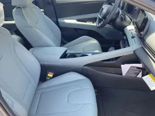 Hyundai ELANTRA Hybrid 2025 Limited 4dr Sedan