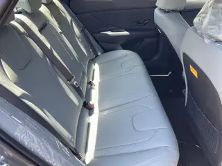 Hyundai ELANTRA Hybrid 2025 Limited 4dr Sedan