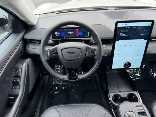 Ford Mustang Mach-E 2023 AWD Premium 4dr SUV