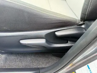 Toyota RAV4 Hybrid 2018 AWD LE 4dr SUV