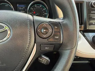 Toyota RAV4 Hybrid 2018 AWD LE 4dr SUV