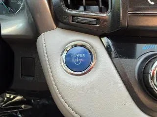 Toyota RAV4 Hybrid 2018 AWD LE 4dr SUV