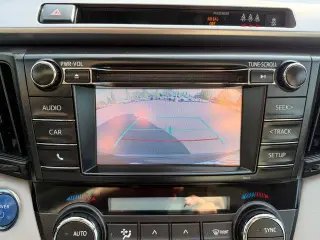 Toyota RAV4 Hybrid 2018 AWD LE 4dr SUV