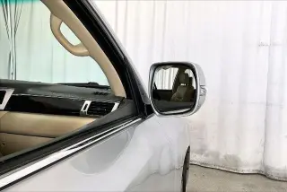 Lexus LX 570 2013 AWD 4dr SUV