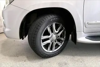Lexus LX 570 2013 AWD 4dr SUV