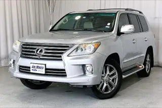 Lexus LX 570 2013 AWD 4dr SUV