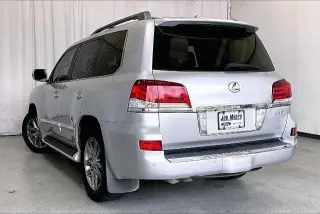 Lexus LX 570 2013 AWD 4dr SUV