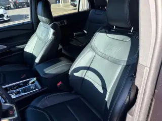 Ford Explorer 2023 AWD ST 4dr SUV