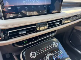 Lincoln Nautilus 2023 AWD Reserve 4dr SUV