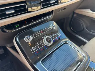 Lincoln Nautilus 2023 AWD Reserve 4dr SUV