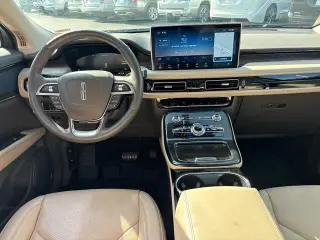 Lincoln Nautilus 2023 AWD Reserve 4dr SUV
