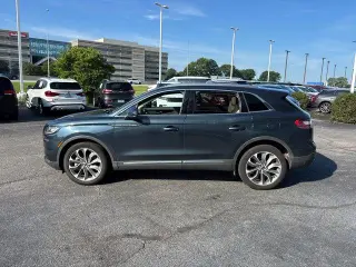 Lincoln Nautilus 2023 AWD Reserve 4dr SUV