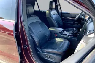 Ford Explorer 2018 AWD Platinum 4dr SUV