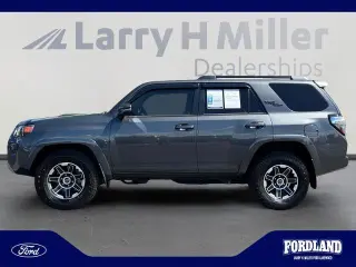 Toyota 4Runner 2022 4x4 TRD Off-Road Premium 4dr SUV
