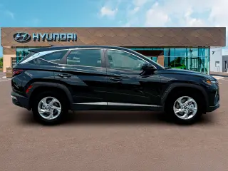 Hyundai TUCSON 2024 SE 4dr SUV (midyear release)