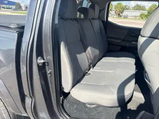 Toyota Tacoma 2018 4x2 TRD Off-Road 4dr Double Cab 5.0 ft SB