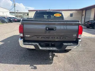 Toyota Tacoma 2018 4x2 TRD Off-Road 4dr Double Cab 5.0 ft SB