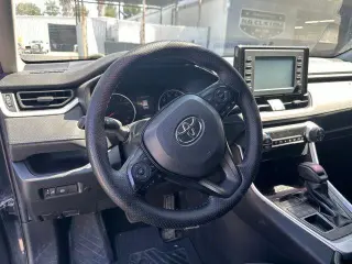 Toyota RAV4 2019 AWD XLE 4dr SUV