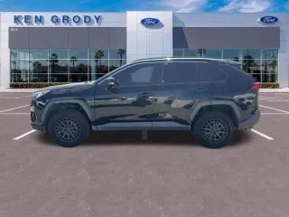 Toyota RAV4 2019 AWD XLE 4dr SUV