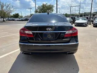 Hyundai Genesis 2013 3.8L 4dr Sedan