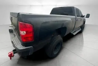 Chevrolet Silverado 3500HD 2008 4WD LT1 4dr Crew Cab LB SRW