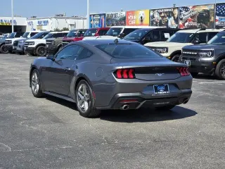 Ford Mustang 2024 EcoBoost 2dr Fastback
